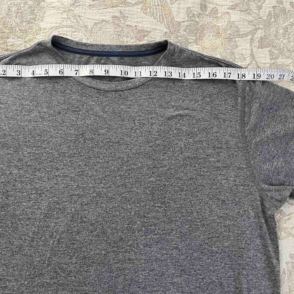 Vineyard Vines  Grey  Women's T-shirt size L - Picture 8 of 10